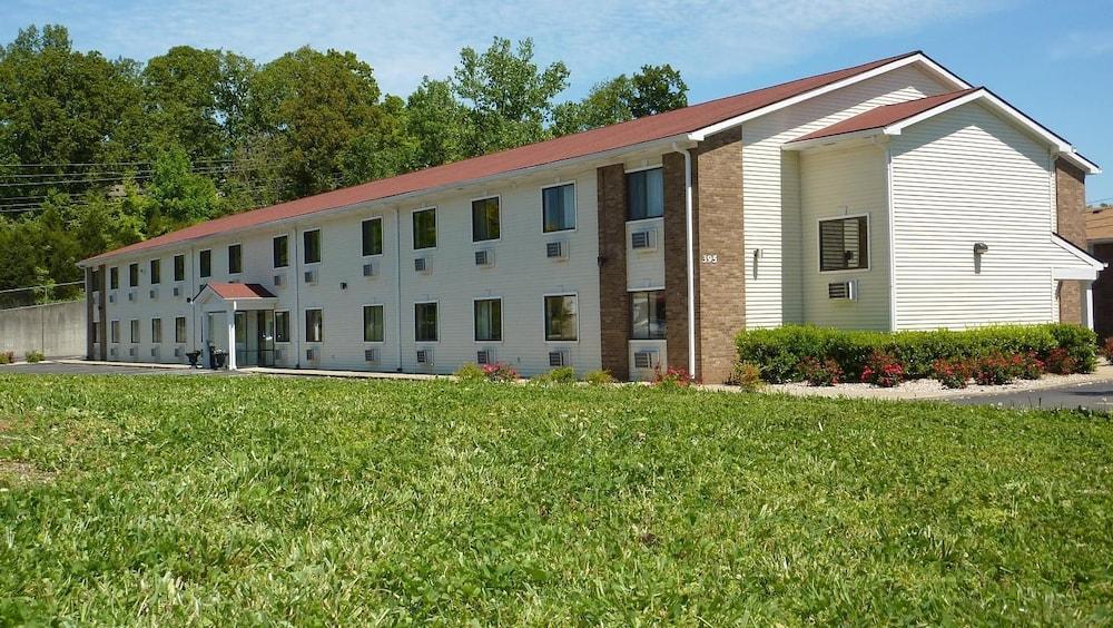 Hotel Super 8 By Wyndham Radcliff Ft. Knox Area Zewnętrze zdjęcie